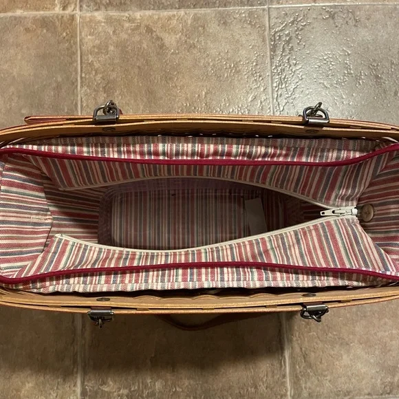 Longaberger 2004 Mother’s Day Weekend Tote - Picture 9 of 11